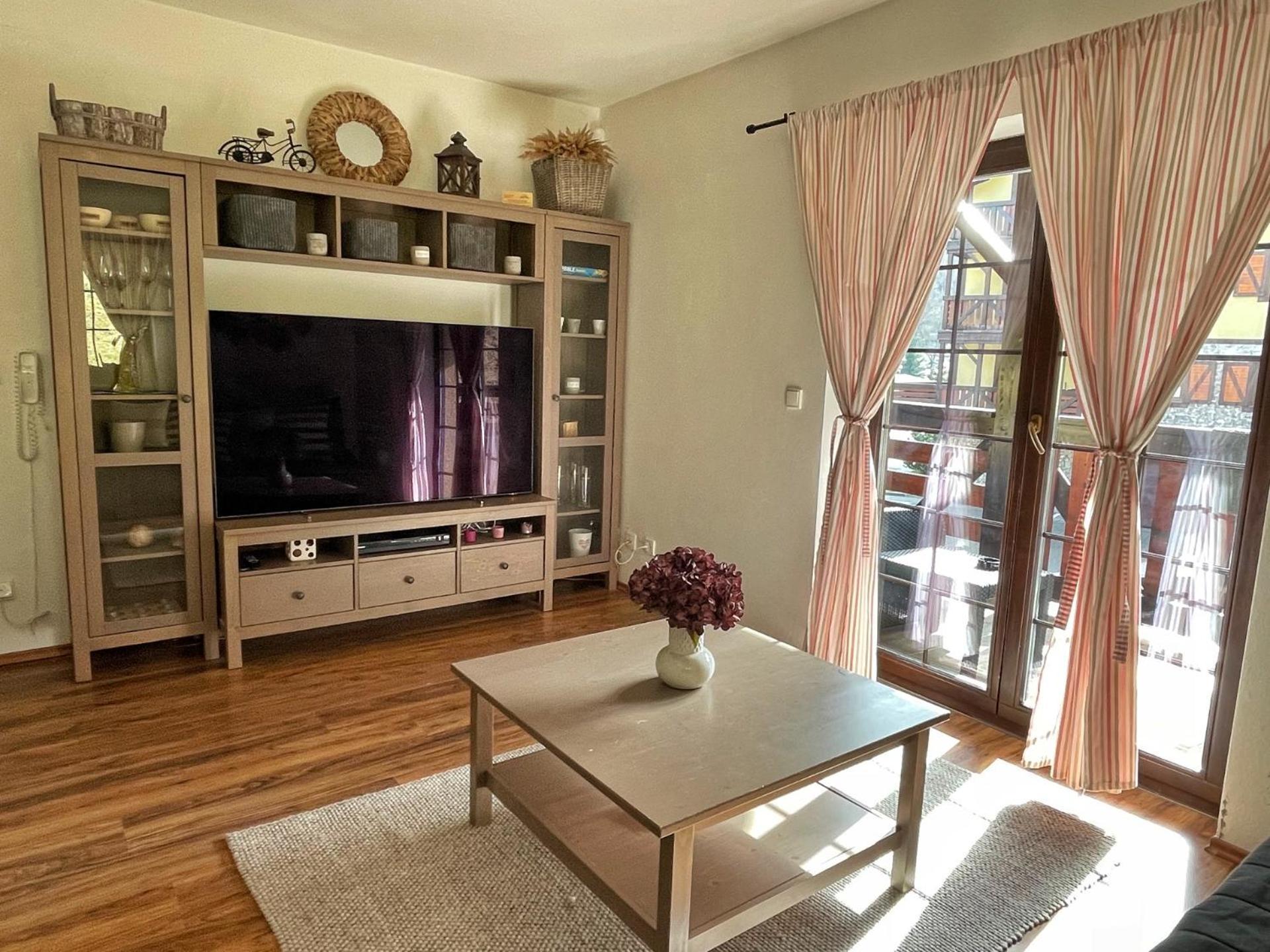 רוז'ומברוק Apartment Barbora 7 מראה חיצוני תמונה