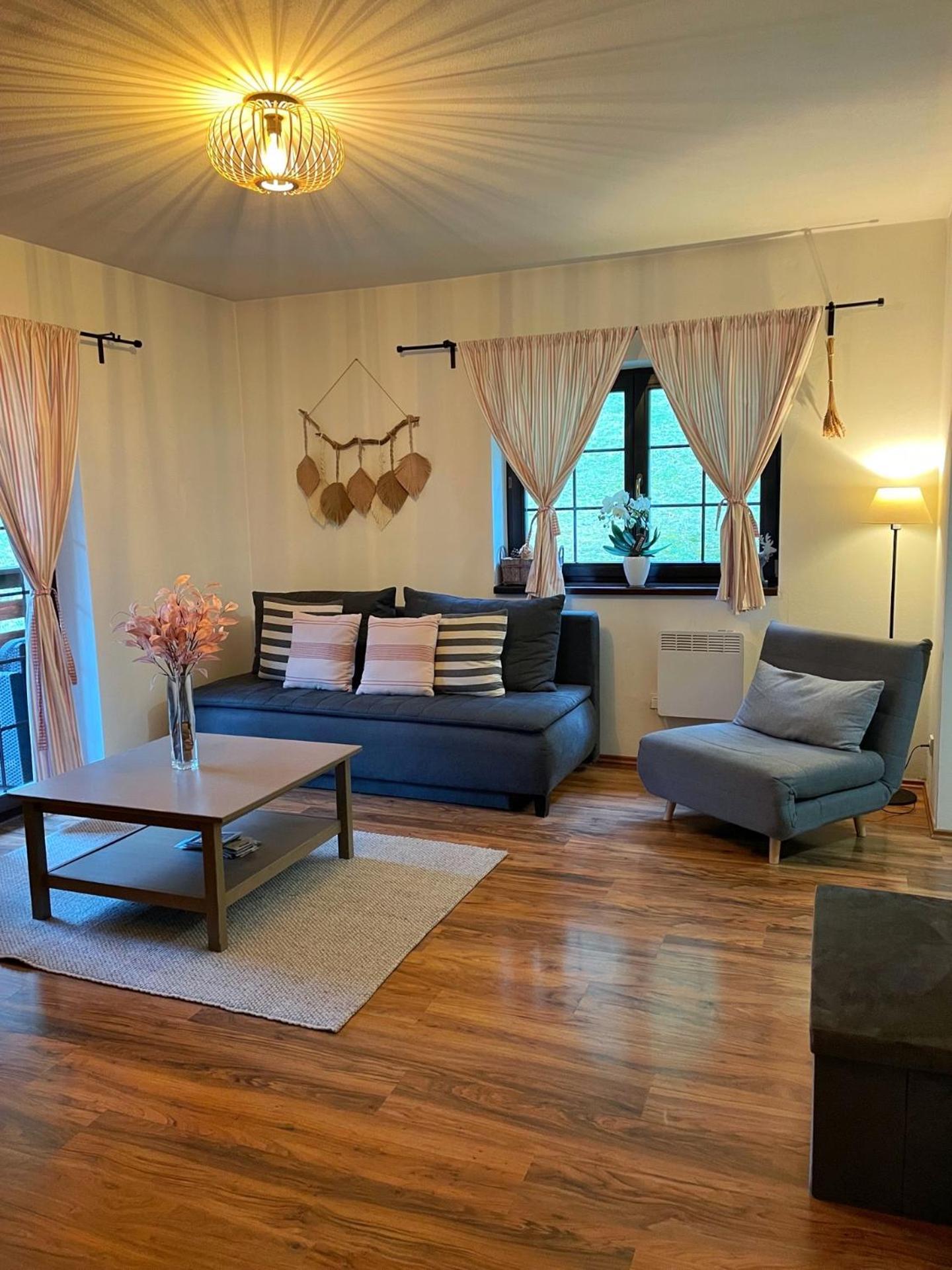 רוז'ומברוק Apartment Barbora 7 מראה חיצוני תמונה