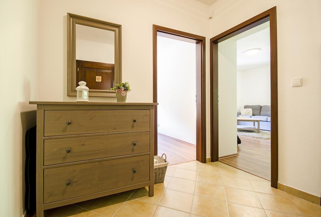 רוז'ומברוק Apartment Barbora 7 חדר תמונה